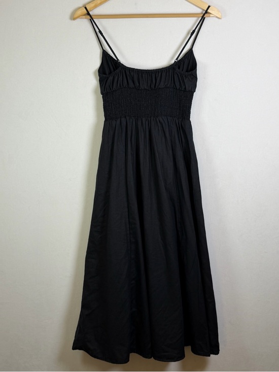 Wilfred Aritzia Women’s Black Linen Midi Dress Sz XS Smocked Waist Quiet Luxury - Picture 3 of 10